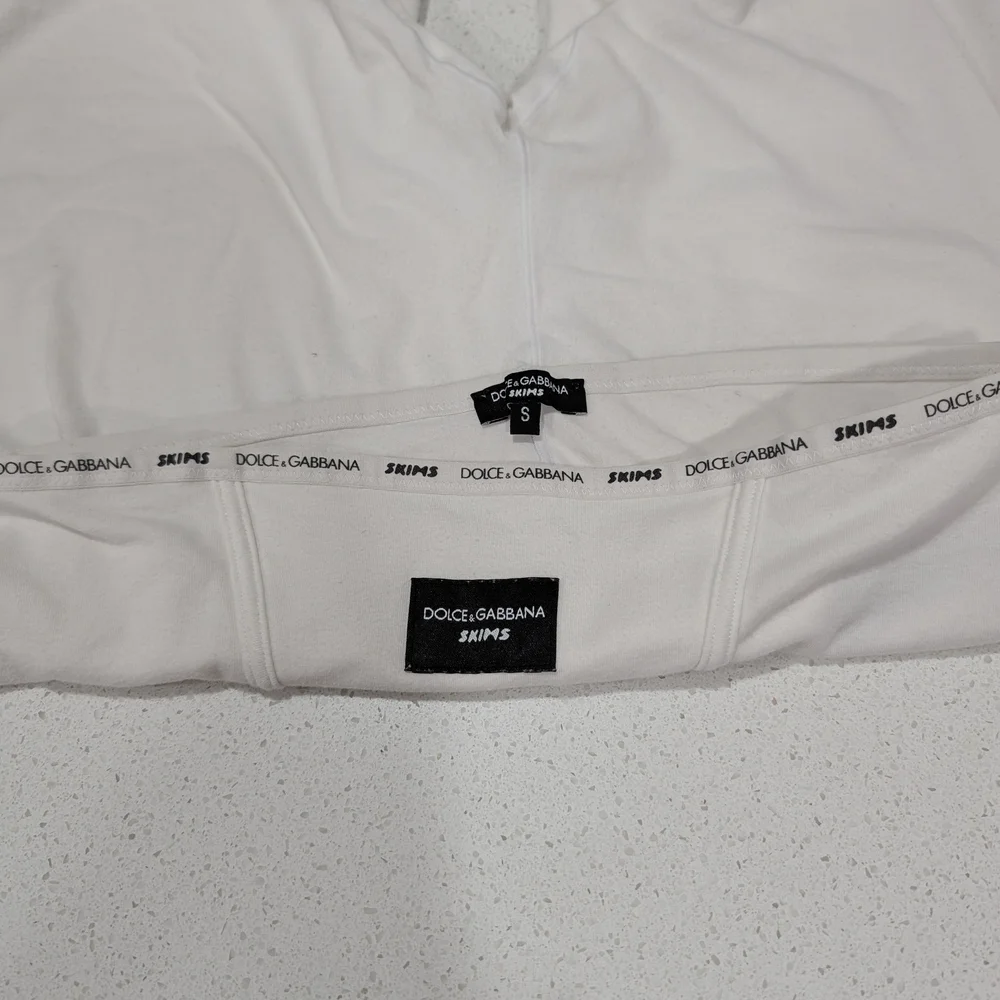 Dolce & Gabbana Skims Classic White Boxer Briefs - Picture 4 of 4